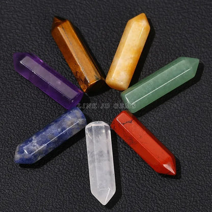 Juego de cristal de columna hexagonal de piedra curativa de 7 chakras